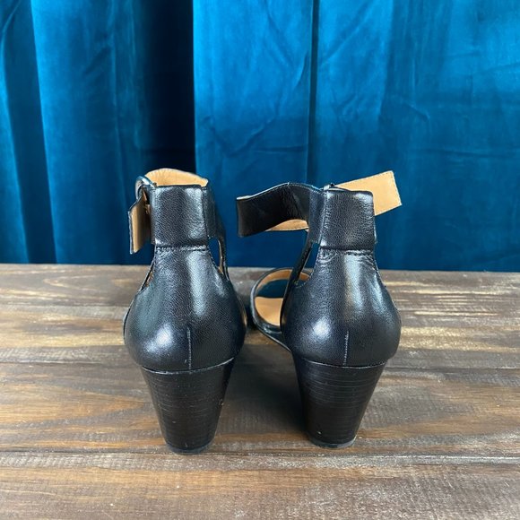 Nine West Zigzag Black and Cream Wedges - Picture 5 of 8